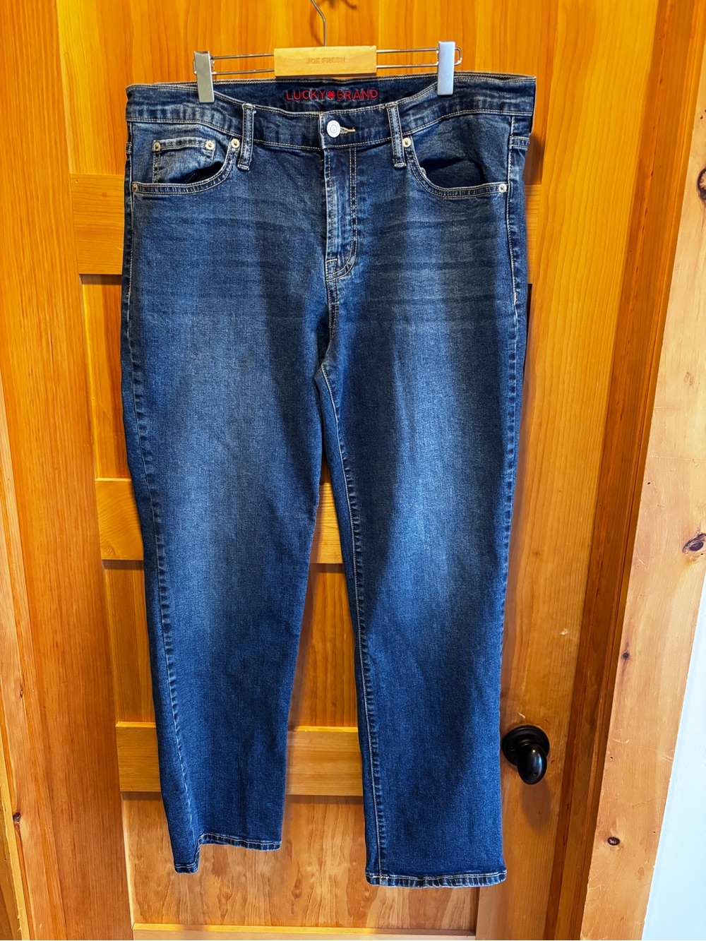 Lucky Brand Straight Leg Jeans Size 12/31 Medium Wash Blue Denim Stretch Y2K